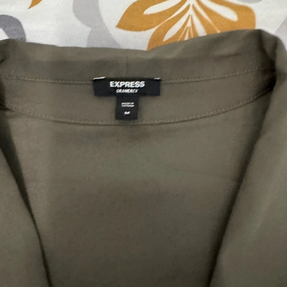 Express Olive Green Wrap-Front Bodysuit Sz M - Picture 3 of 4